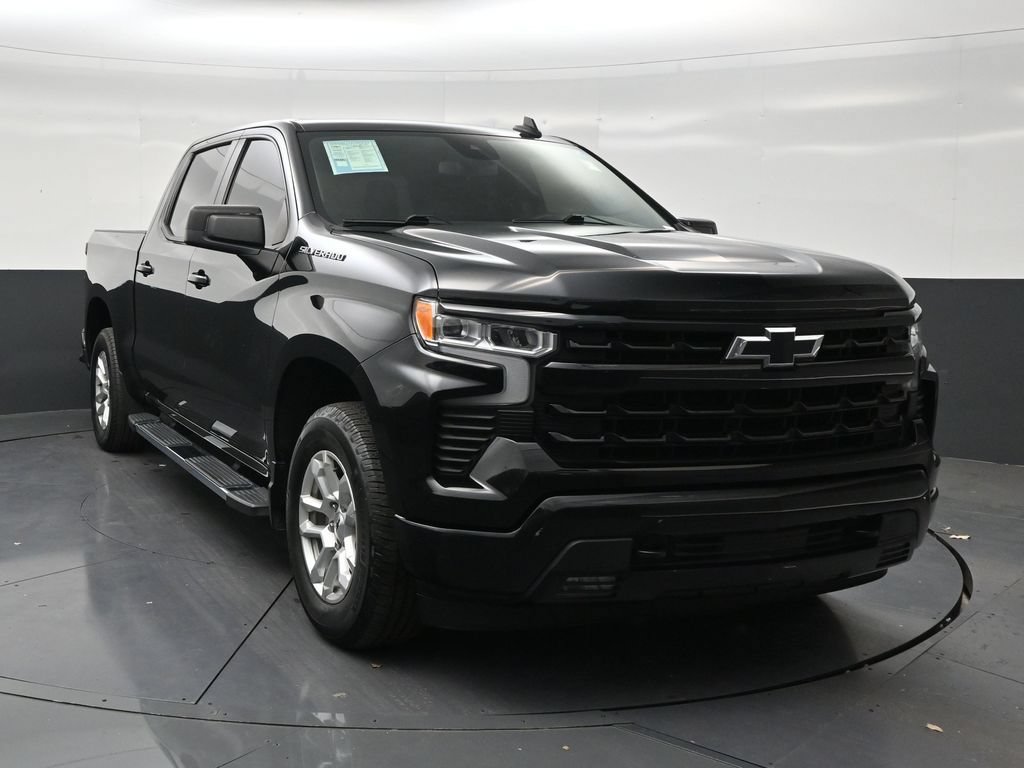 Used 2022 Chevrolet Silverado 1500 RST RWD image 7