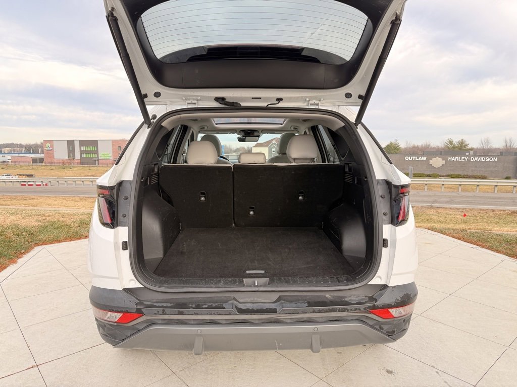 Used 2023 Hyundai Tucson Limited image 29