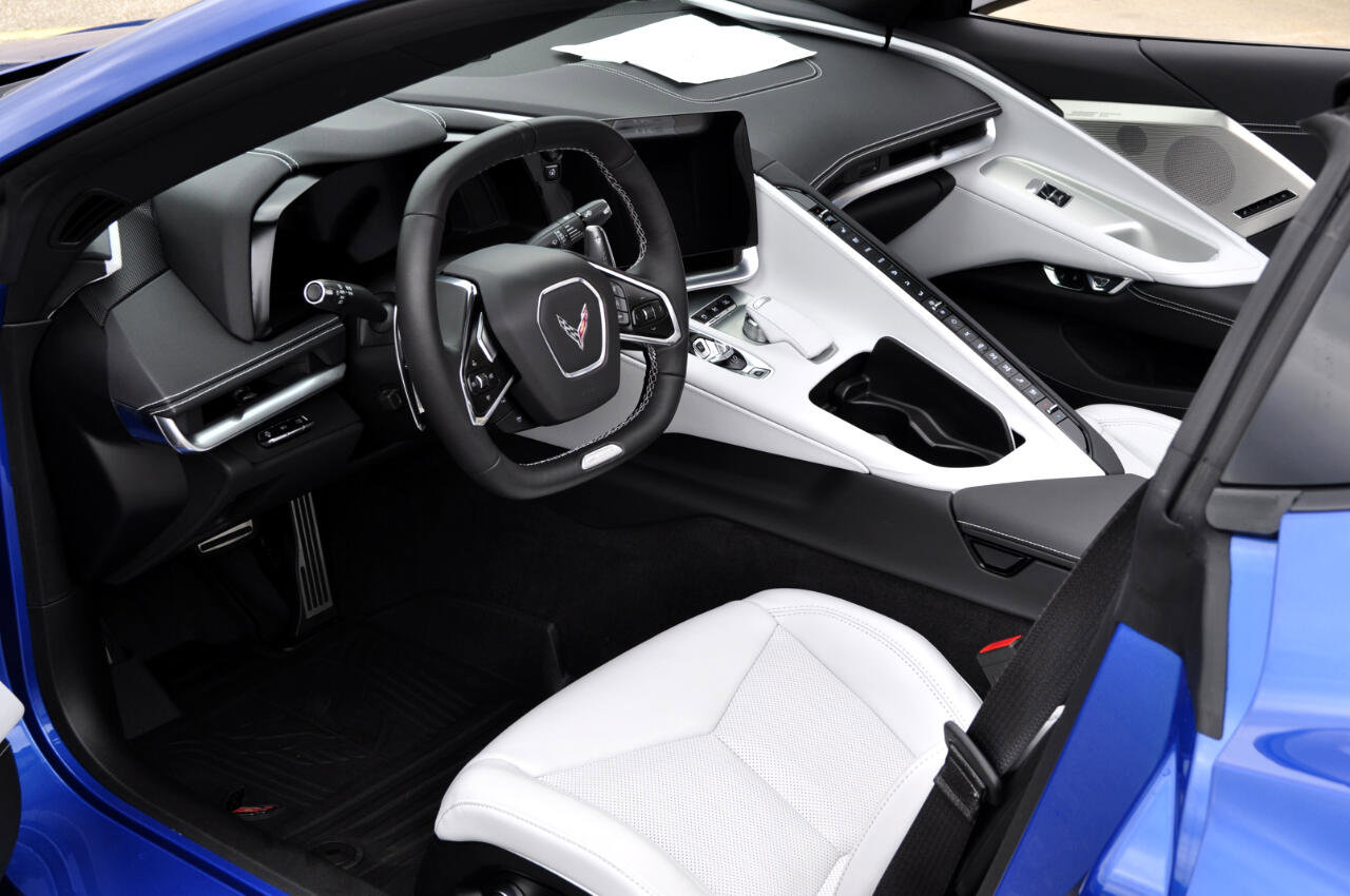 Used 2023 Chevrolet Corvette Z06 image 28