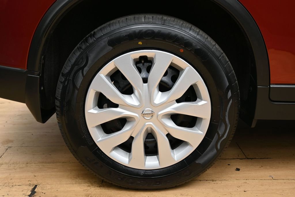 Used 2016 Nissan Rogue S AWD/4WD image 13