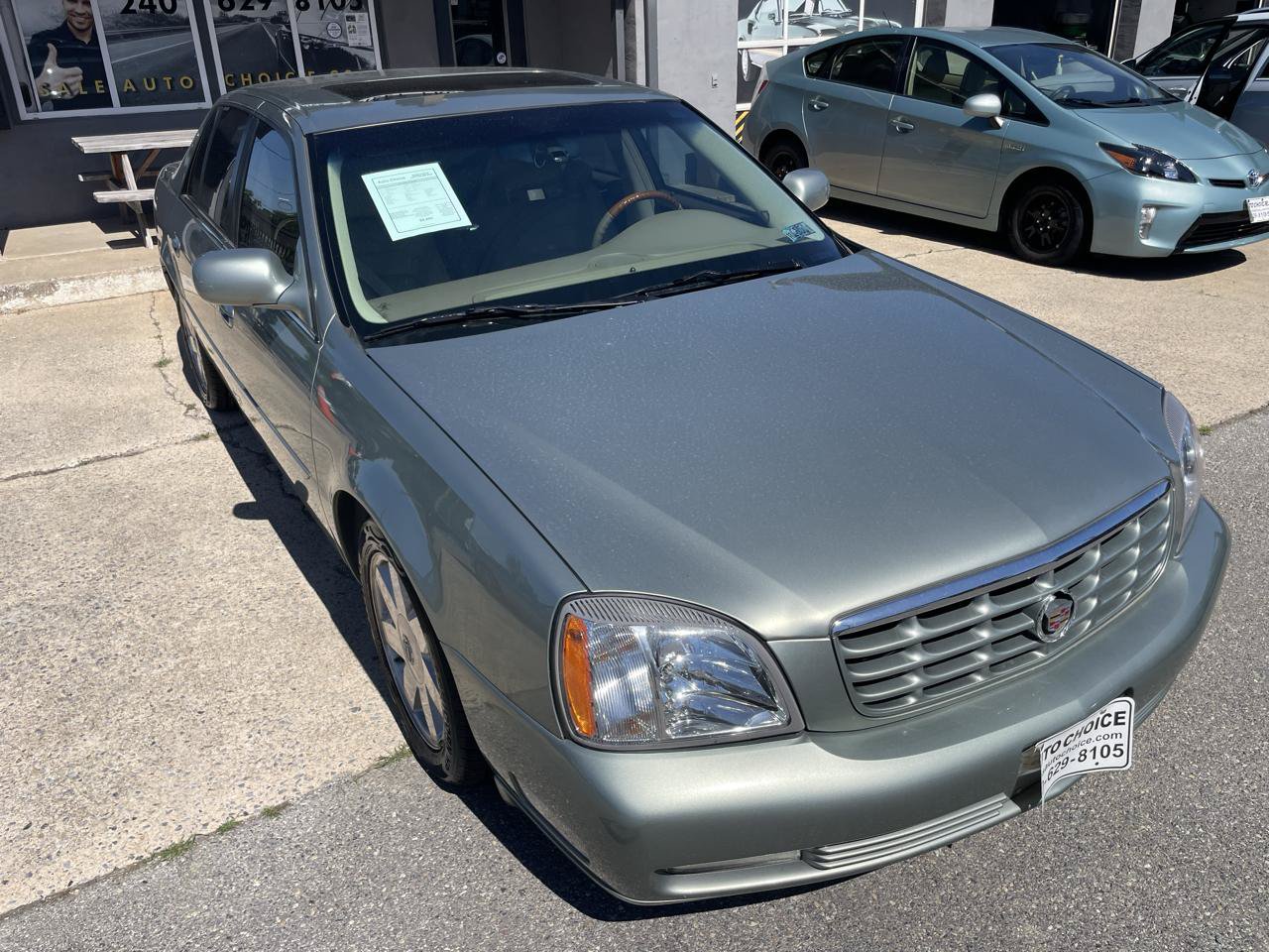 Used 2005 Cadillac De Ville DTS w/ Equipment Group FWD image 27