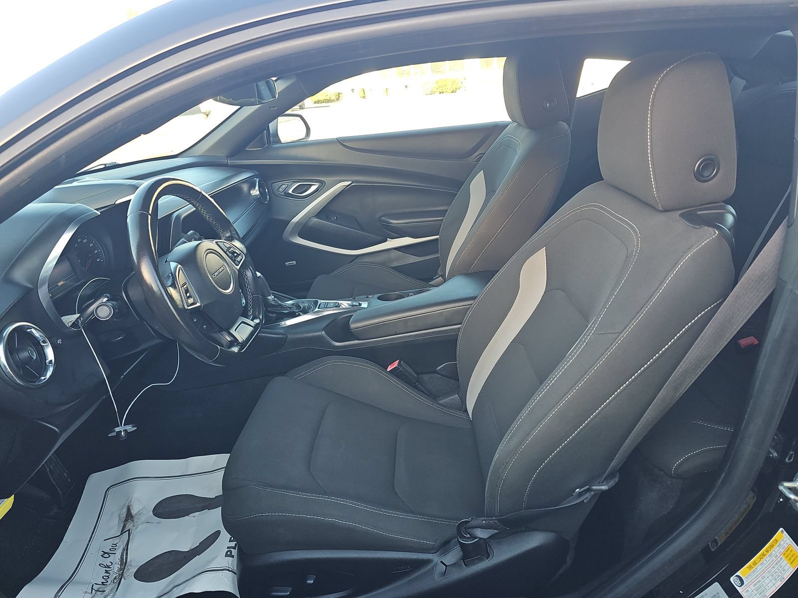 Used 2019 Chevrolet Camaro LT w/ Technology Package RWD image 5