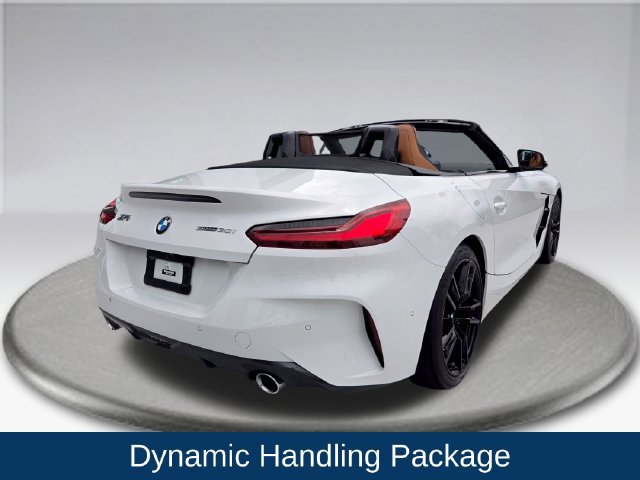 Used 2022 BMW Z4 sDrive30i w/ Dynamic Handling Package RWD image 11