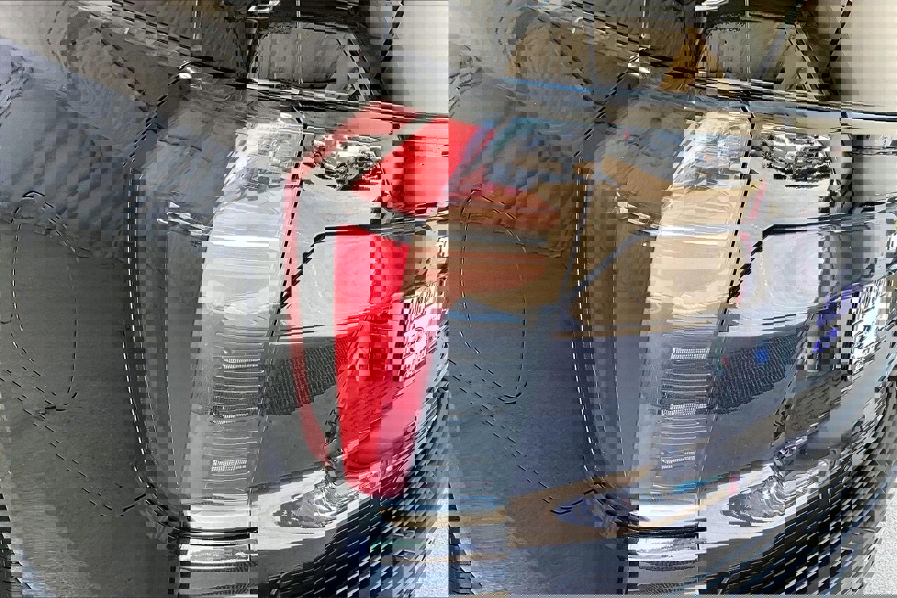 Used 2025 Chevrolet Tahoe LT image 29