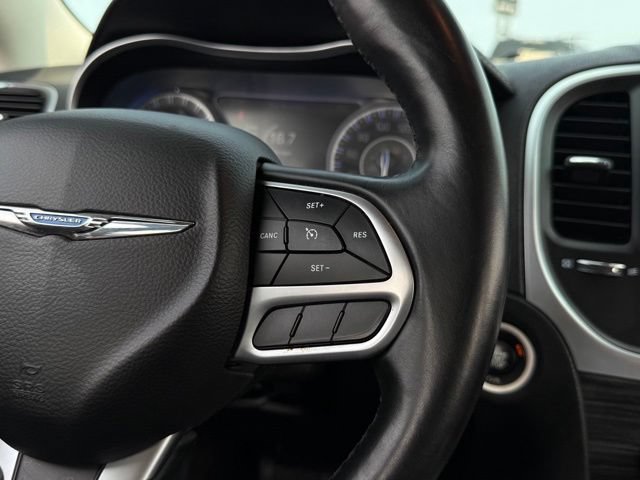 Used 2017 Chrysler 300 Touring w/ Value Package RWD image 11