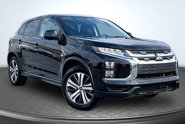 Used 2024 Mitsubishi Outlander Sport ES image 3