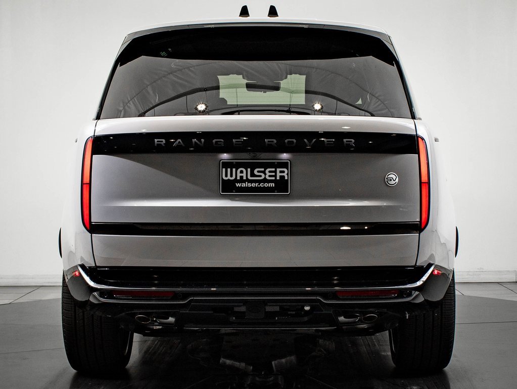New 2026 Land Rover Range Rover SV image 7