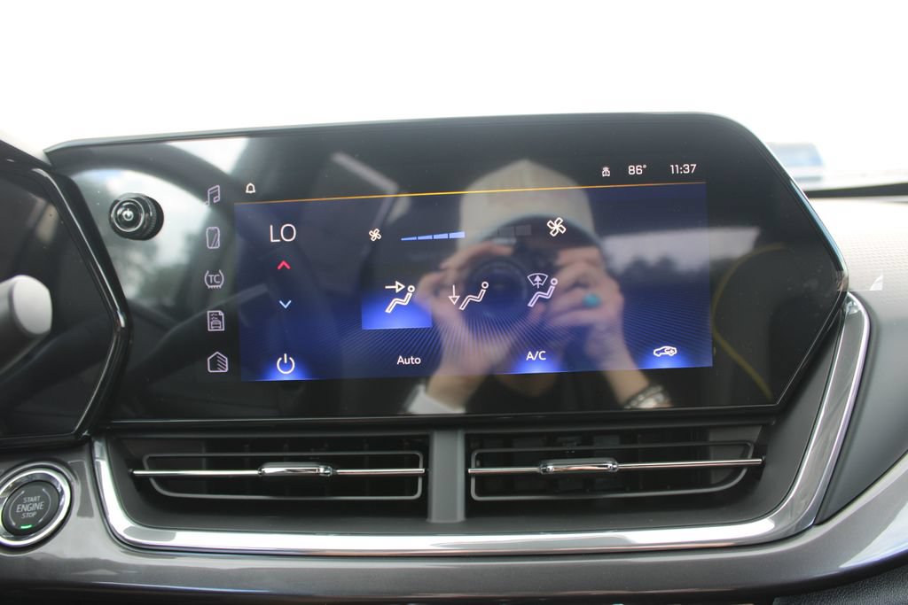 New 2026 Chevrolet Trax ACTIV w/ Driver Confidence Package FWD image 56