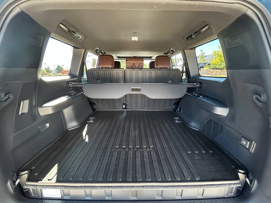 Used 2026 Toyota Land Cruiser w/ Premium Package AWD/4WD image 25