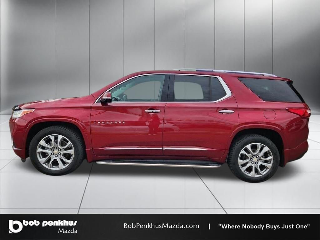 Used 2020 Chevrolet Traverse Premier w/ LPO, Black Accent Package image 27