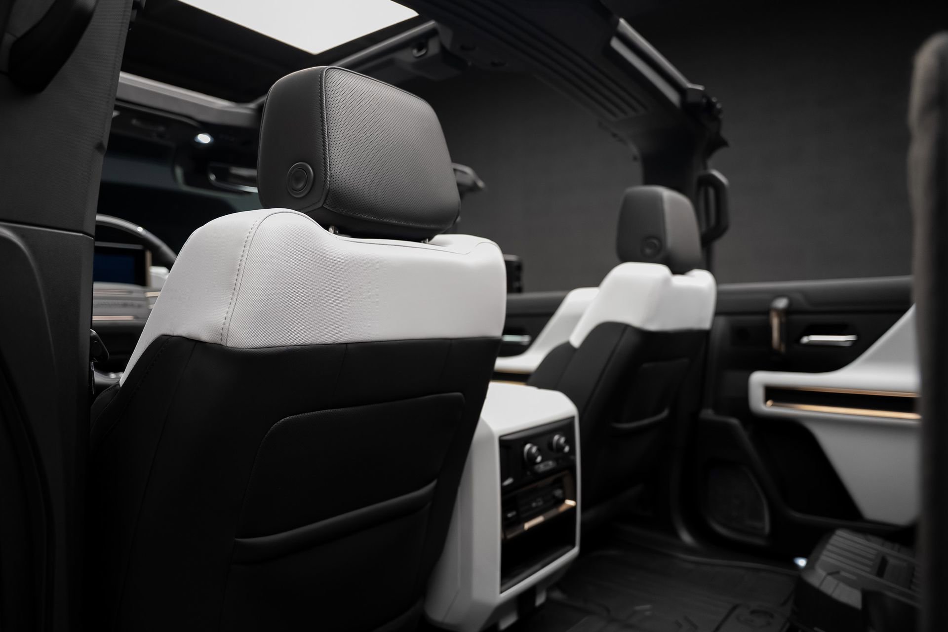 Used 2022 GMC Hummer EV Edition 1 w/ LPO, Illumination Package AWD/4WD image 73