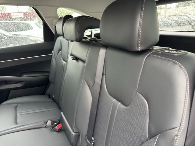 New 2026 Kia Sorento S w/ S Panoramic Sunroof Package image 16