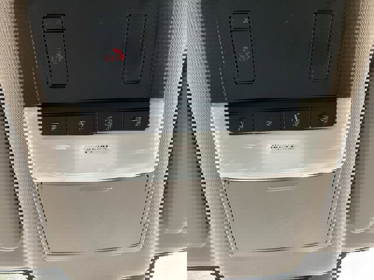 Used 2025 Nissan Rogue SV image 28