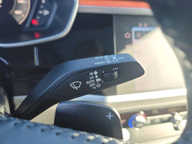 Used 2020 Audi Q3 2.0T Premium Plus w/ Premium Plus Package image 16