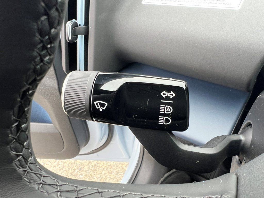 New 2026 Volvo EX30 Plus w/ Protection Package Premier image 25