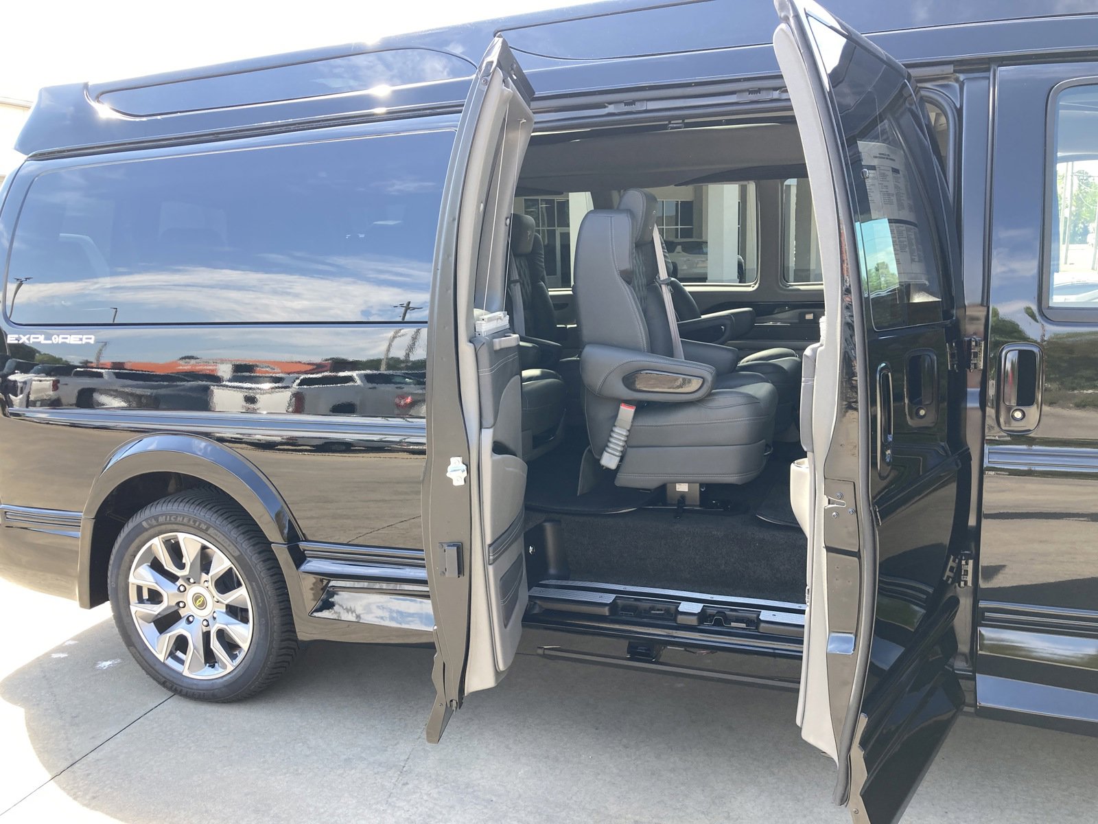 New 2026 Chevrolet Express 2500 Extended w/ Driver Convenience Package image 16