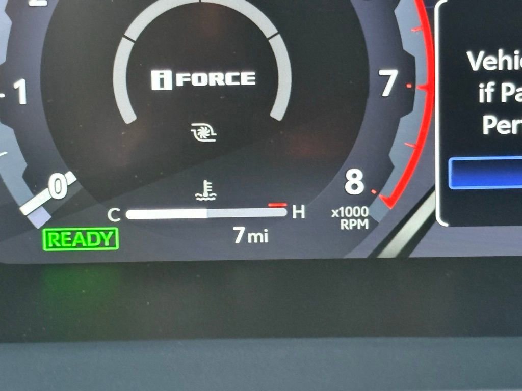 Used 2025 Toyota 4Runner 4WD image 15