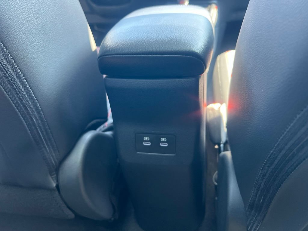 Certified 2025 Nissan Kicks SR w/ SR Premium Package AWD/4WD image 21