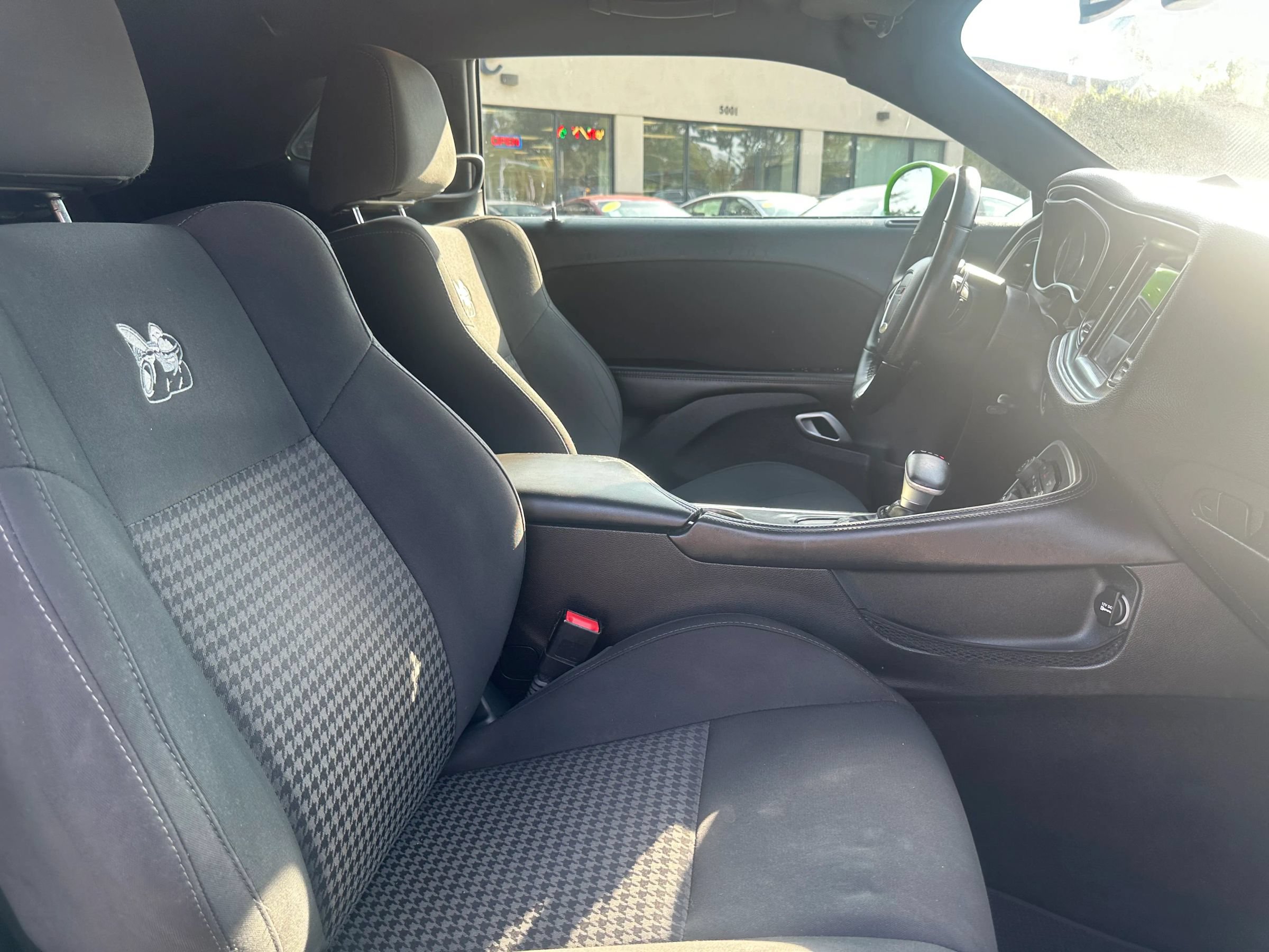 Used 2017 Dodge Challenger R/T Scat Pack RWD image 13