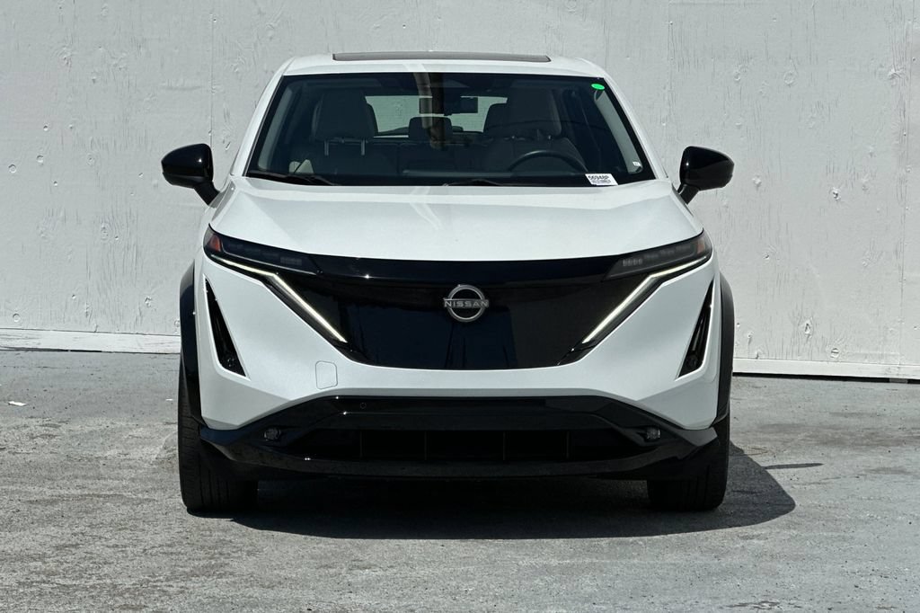 Used 2024 Nissan Ariya FWD image 8