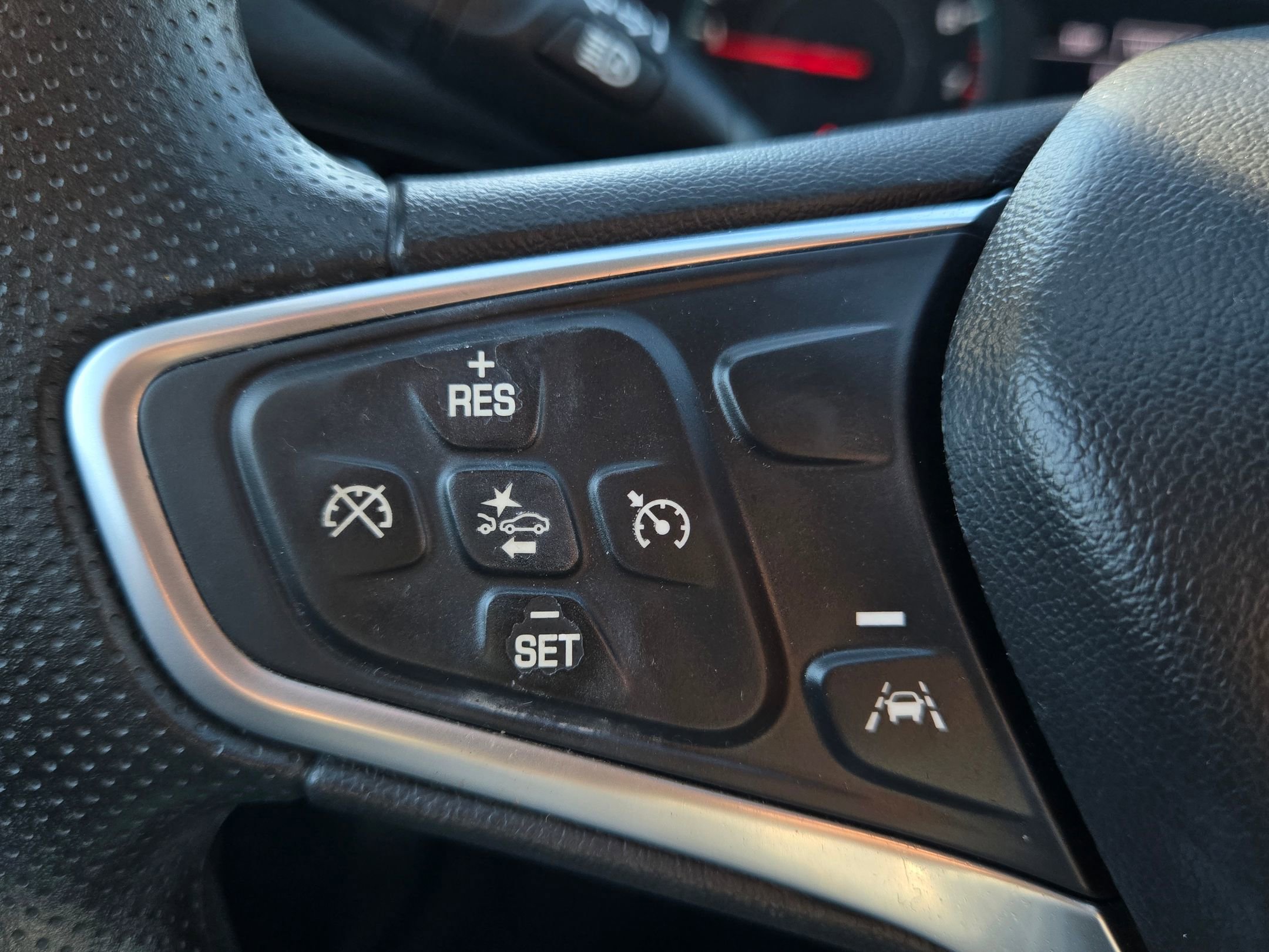 Used 2022 Chevrolet Malibu LS w/ Driver Confidence Package II image 24