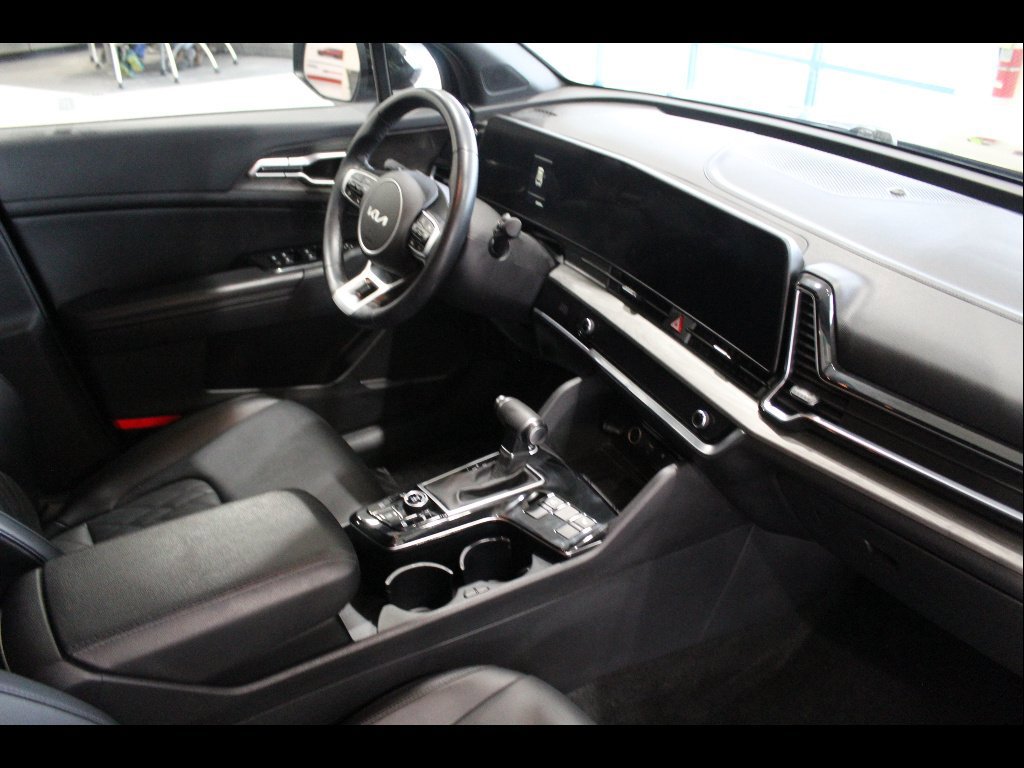 Used 2024 Kia Sportage X-Line AWD/4WD image 23