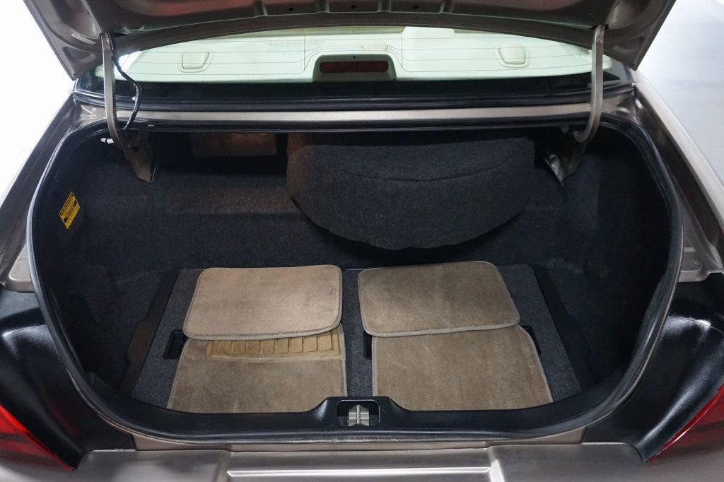 Used 2006 Mercury Grand Marquis LS image 39