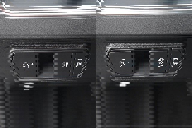 New 2025 Kia K4 EX image 19