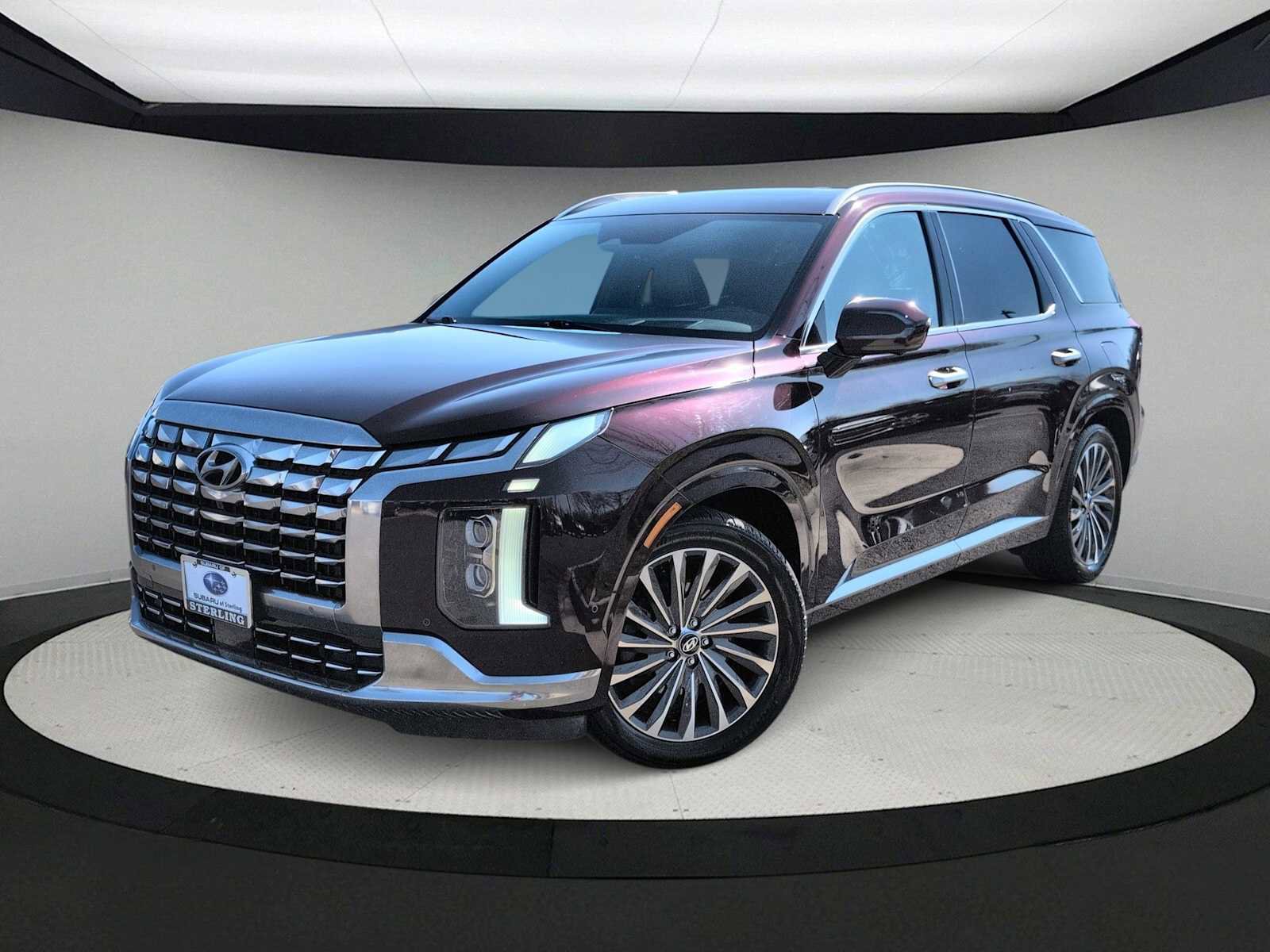 Used 2024 Hyundai Palisade Calligraphy image 1