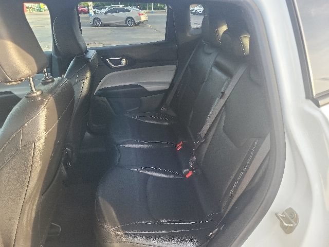 Used 2025 Jeep Compass Limited AWD/4WD image 20