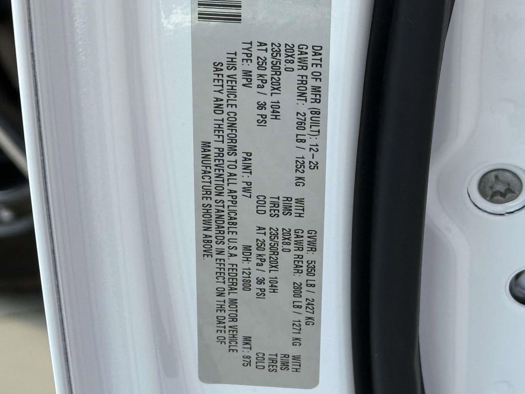 New 2026 Jeep Cherokee Overland image 30