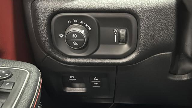 Used 2022 RAM 1500 Rebel w/ Rebel Level 2 Equipment Group AWD/4WD image 30