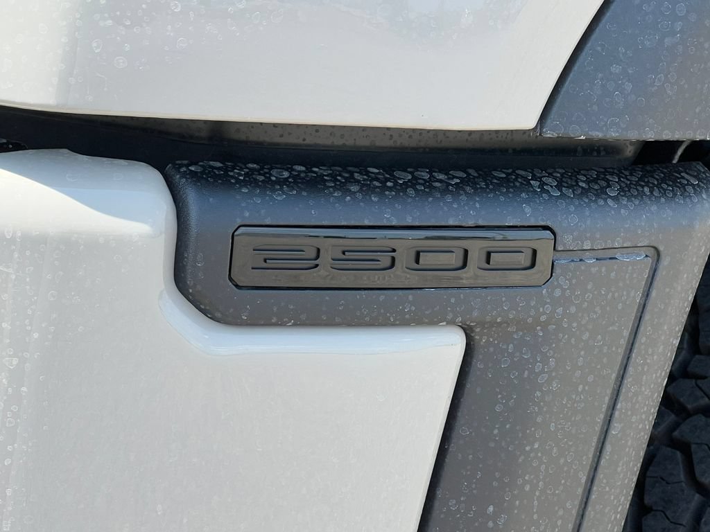 New 2026 GMC Sierra 2500 AT4 w/ AT4 Premium Plus Package AWD/4WD image 16