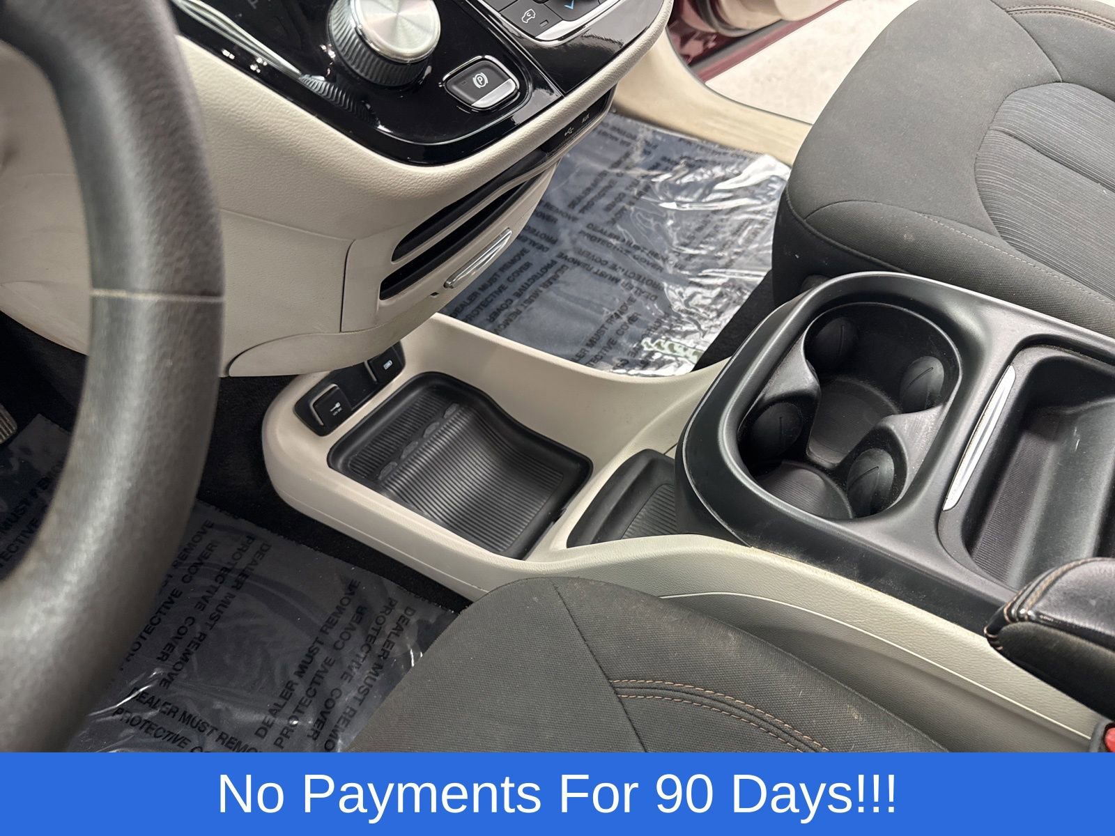 Used 2018 Chrysler Pacifica Touring Plus w/ Tire & Wheel Group image 18