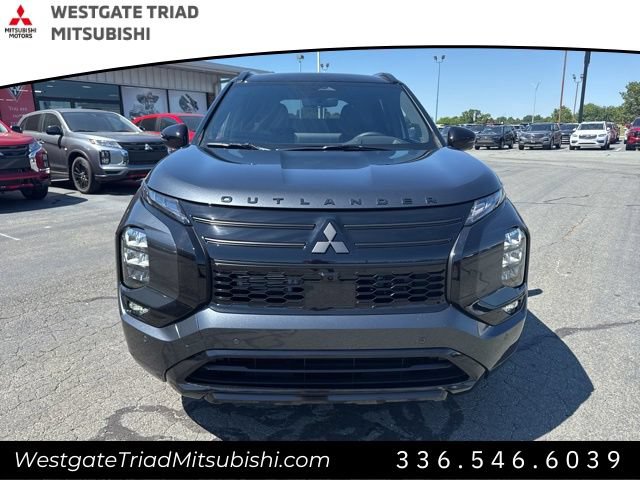 New 2026 Mitsubishi Outlander SEL Black Edition FWD image 2