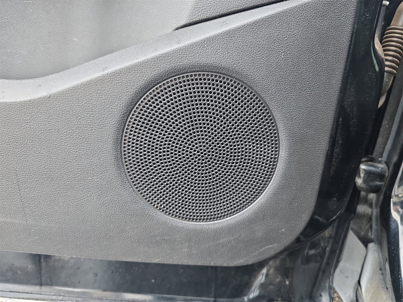 Used 2017 Ford Escape SE image 15