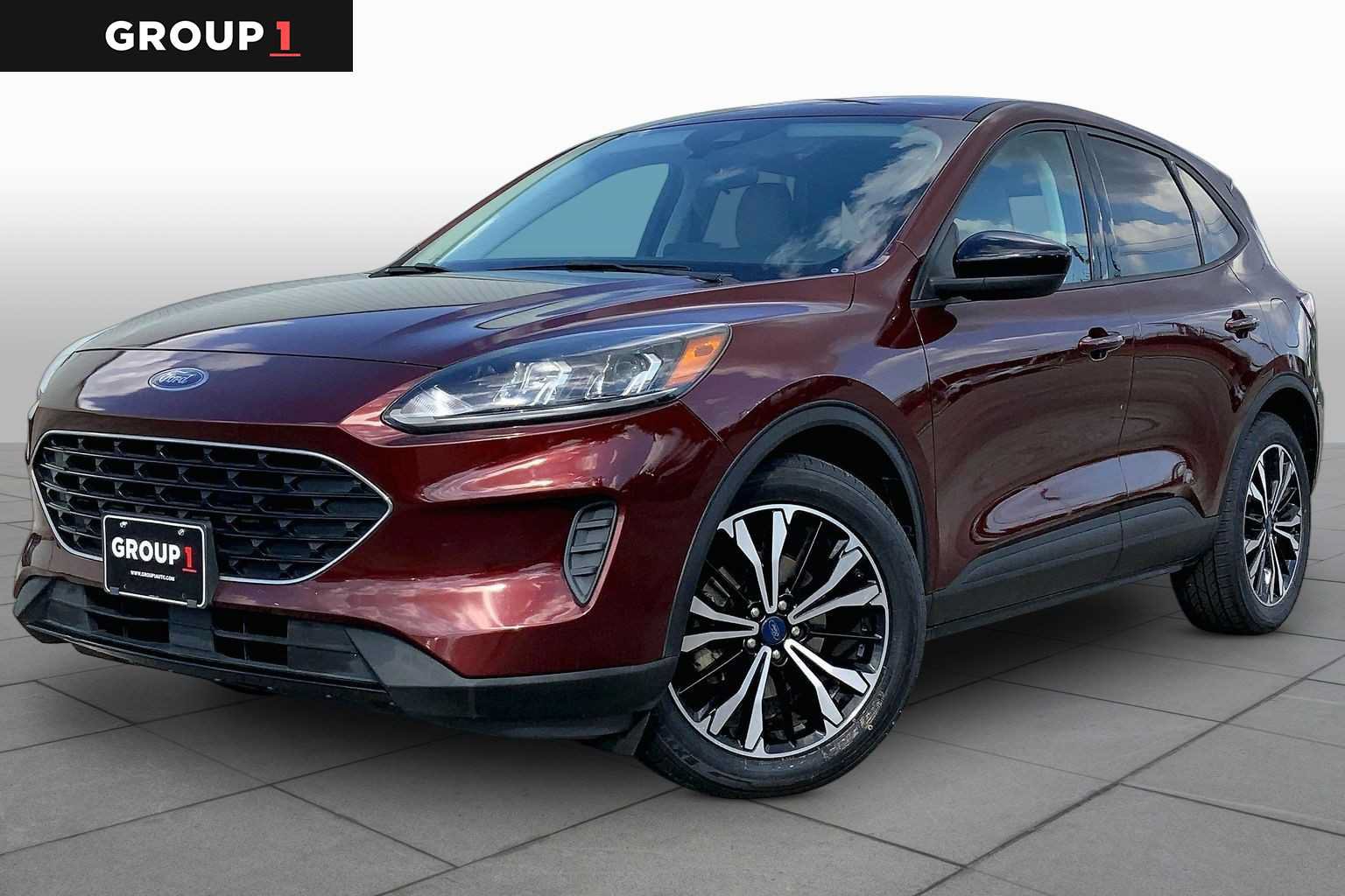 Certified 2021 Ford Escape SE w/ SE Sport Appearance Package
