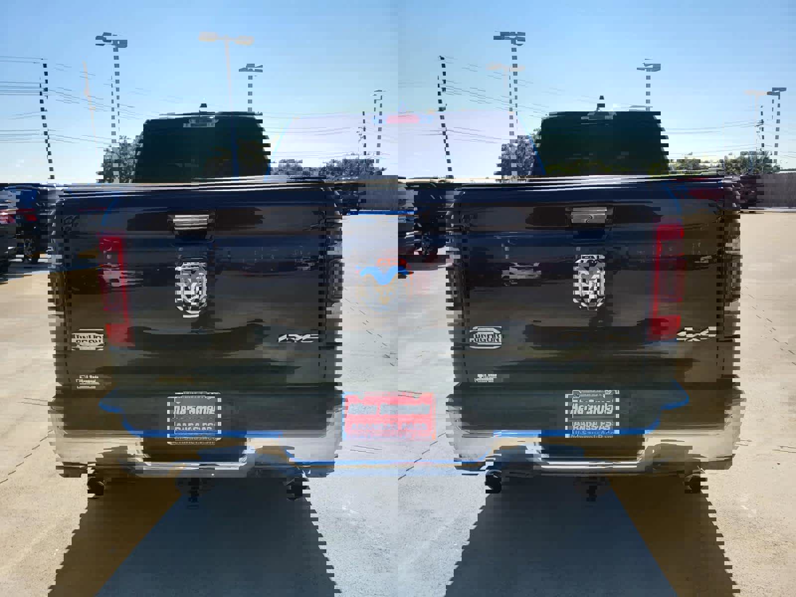 Used 2019 RAM 1500 Laramie Longhorn image 4