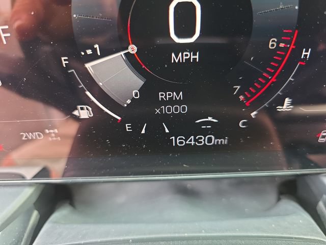 Used 2025 GMC Terrain Elevation AWD/4WD image 15