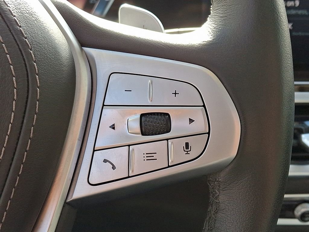 Used 2025 BMW X7 xDrive40i w/ Premium Package image 24