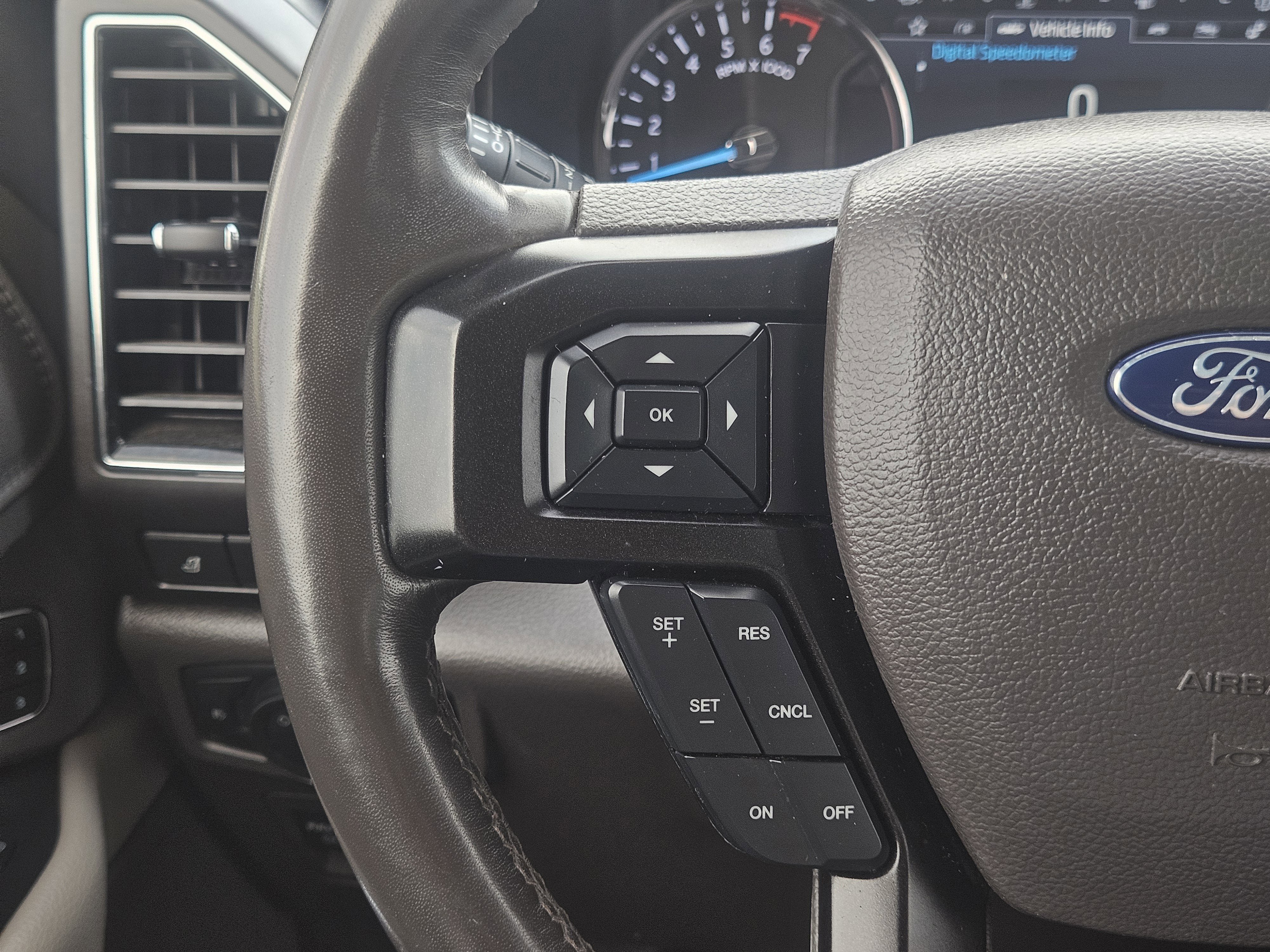 Used 2020 Ford Expedition Limited w/ Cargo Package RWD image 16
