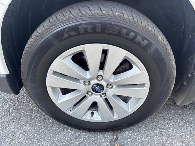 Used 2017 Subaru Outback 2.5i Premium AWD/4WD image 17