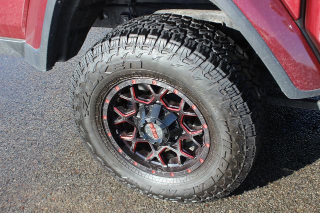 Used 2021 Jeep Gladiator Willys image 34