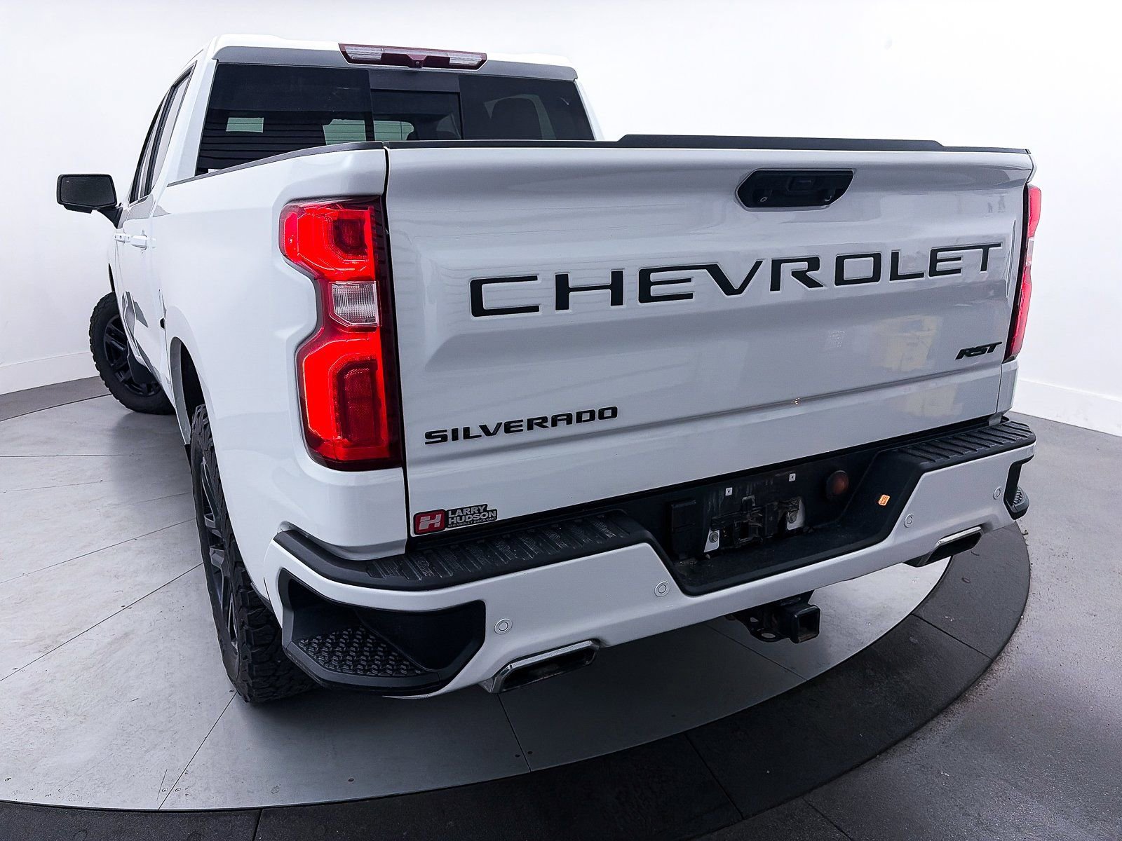 Used 2022 Chevrolet Silverado 1500 RST image 4