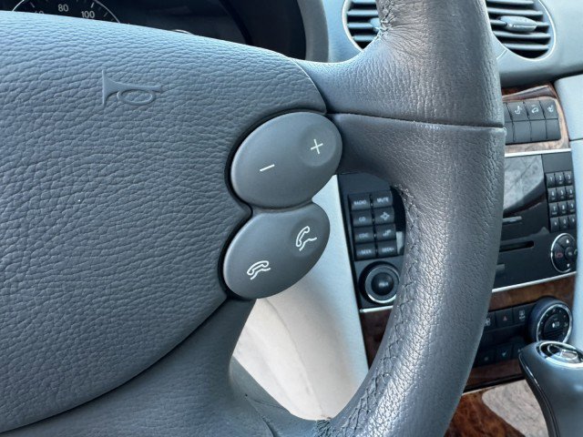 Used 2005 Mercedes-Benz CLK 500 Coupe image 24