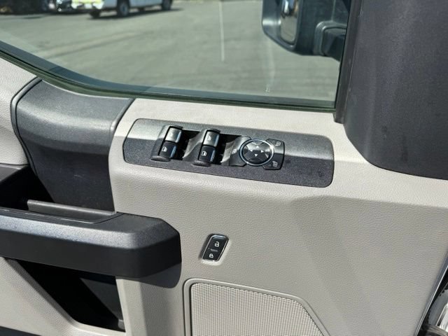 Used 2017 Ford F350 XL w/ Power Equipment Group RWD image 19