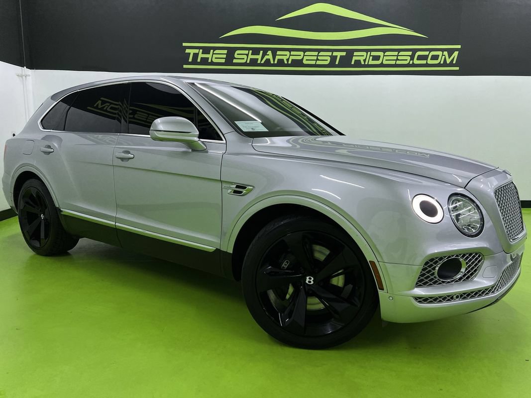 Used 2018 Bentley Bentayga AWD/4WD image 1