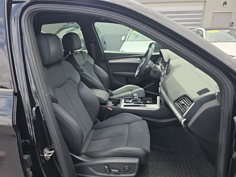 Used 2023 Audi Q5 e Premium Plus w/ Premium Plus Package AWD/4WD image 10