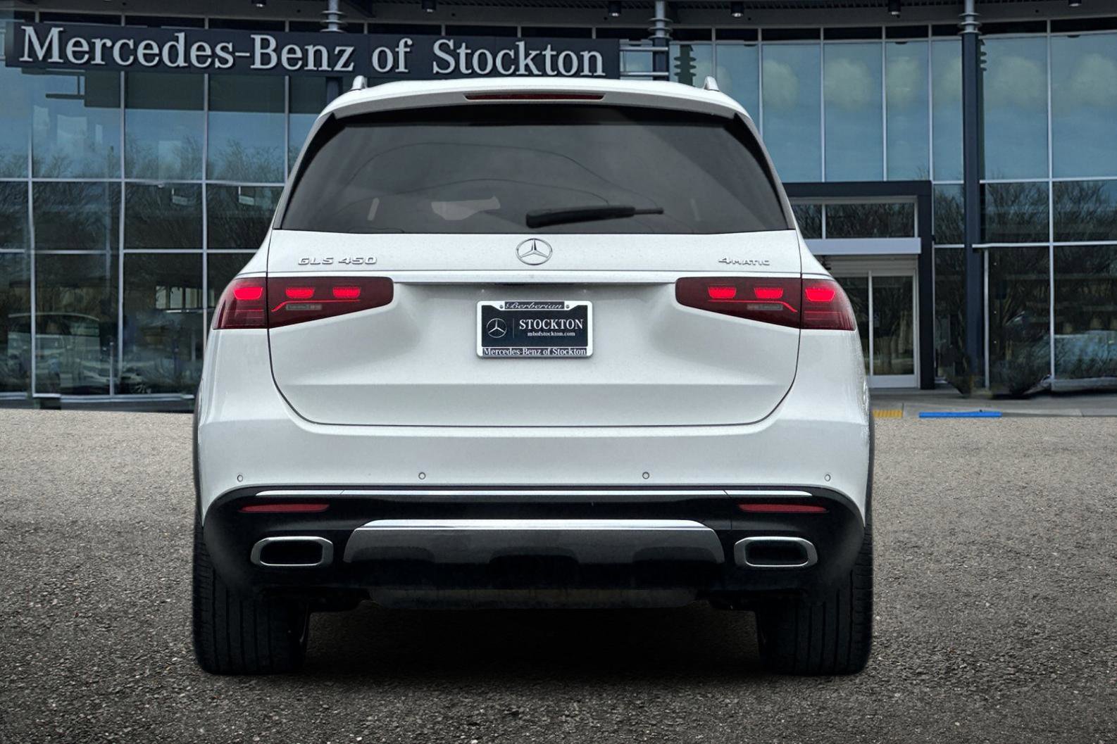 Certified 2024 Mercedes-Benz GLS 450 4MATIC image 5