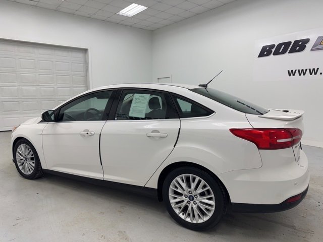 Used 2017 Ford Focus Titanium w/ Titanium Technology Package image 7